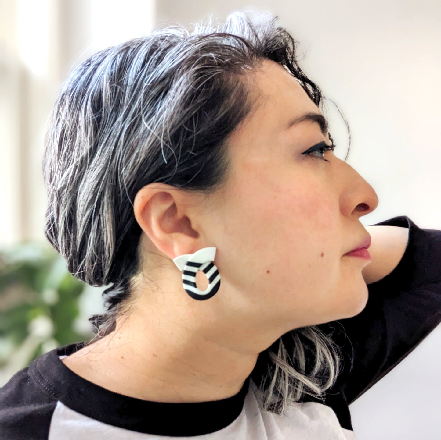 Loop de Loop Earrings in Black and White