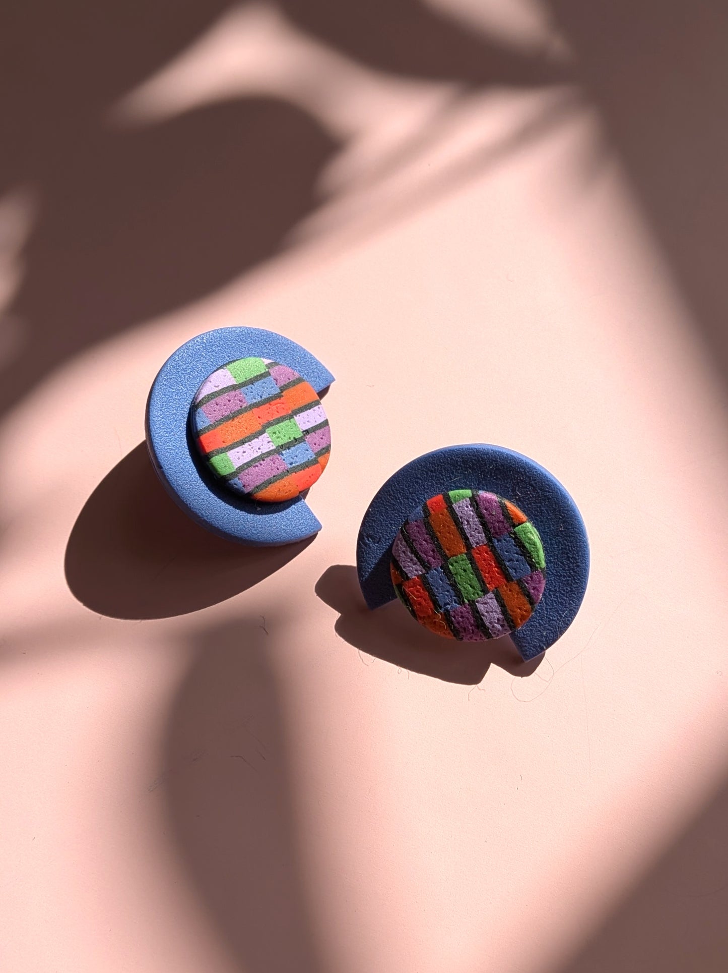 Wobbly Stripe Button Studs